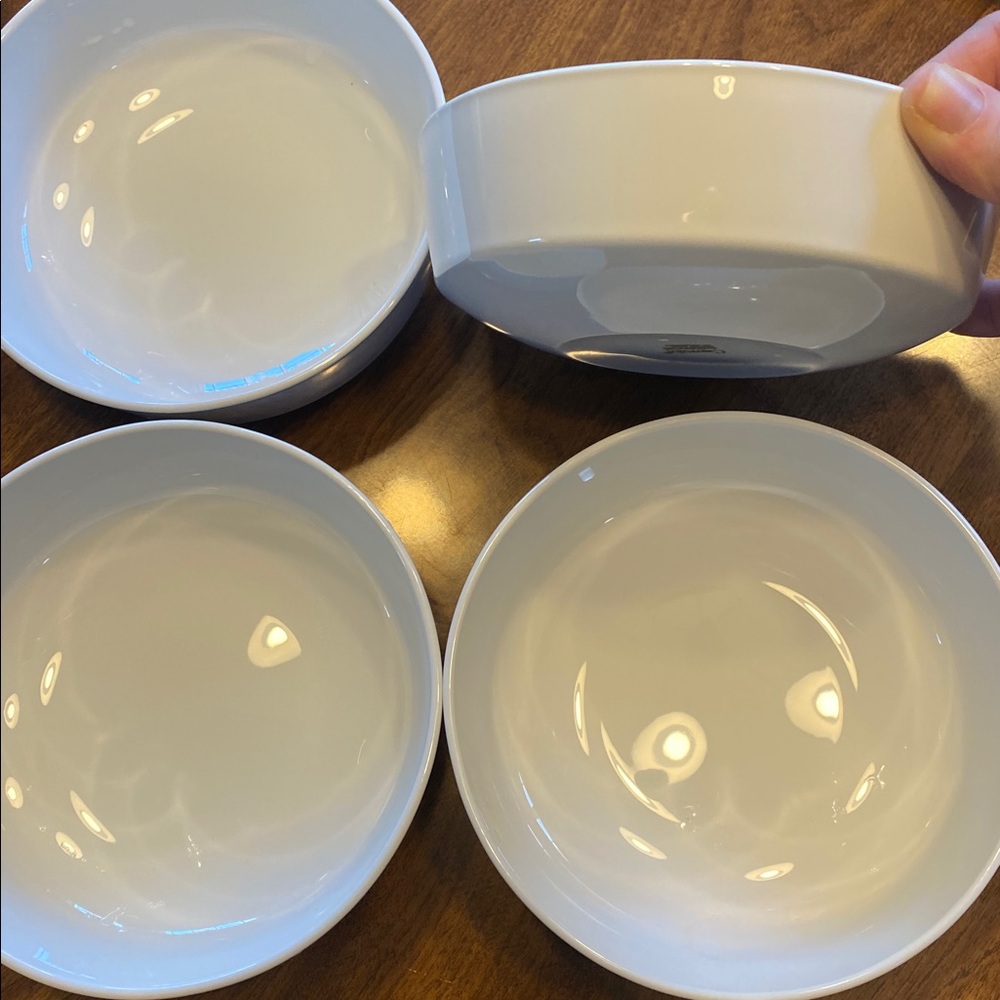 Set of 4 Centura Corning White Cereal / Soup Bowl. (Goes with Tulips) - Picture 3 of 4